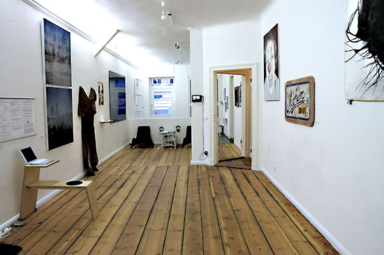 the exhibitionroom of G.A.S-station during eMOTION